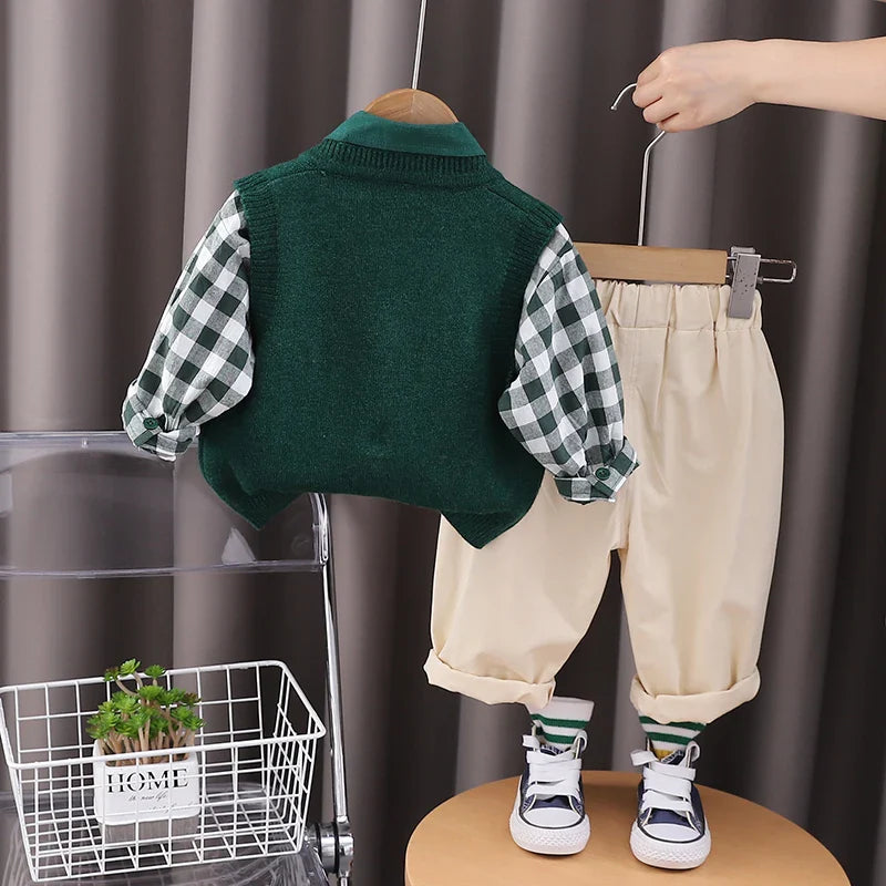 Factory Price Kids Sweater Suit 1-5 Years Boys Winter Clothes Set Cartoon Pattern 3 Piece Sets Children Knit Vest Wholesale