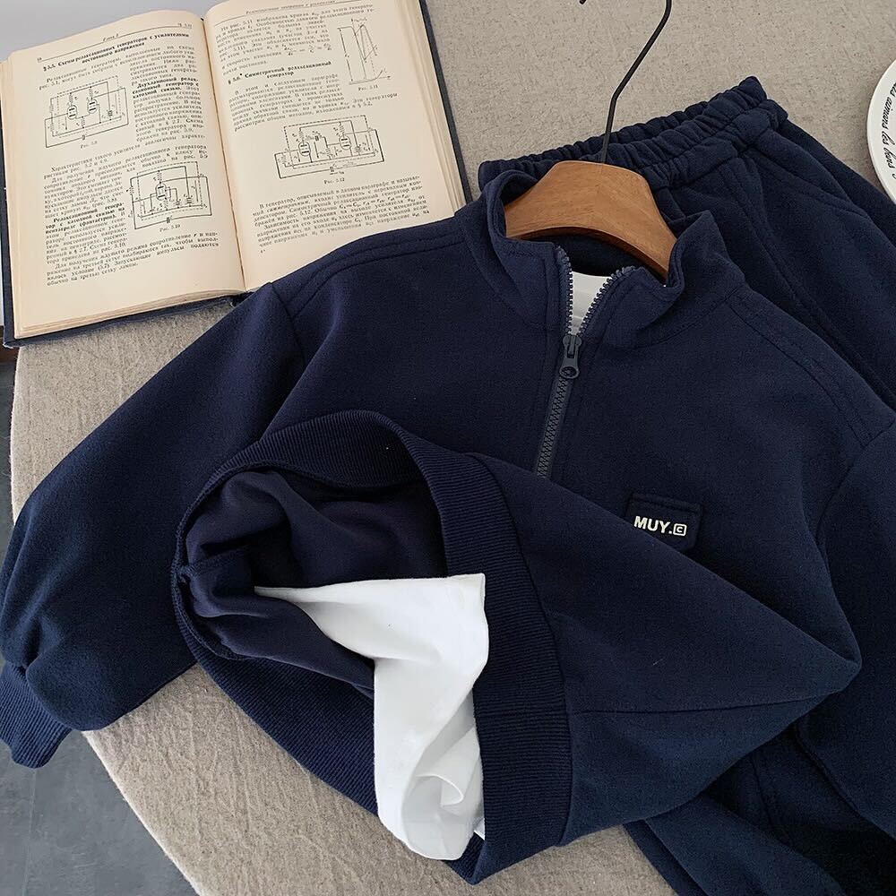 Zipper pullover and pants winter premium set