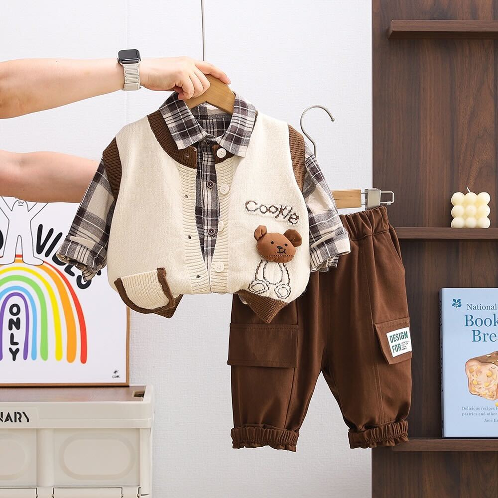 Checks shirt and cargo pants with cardigan set