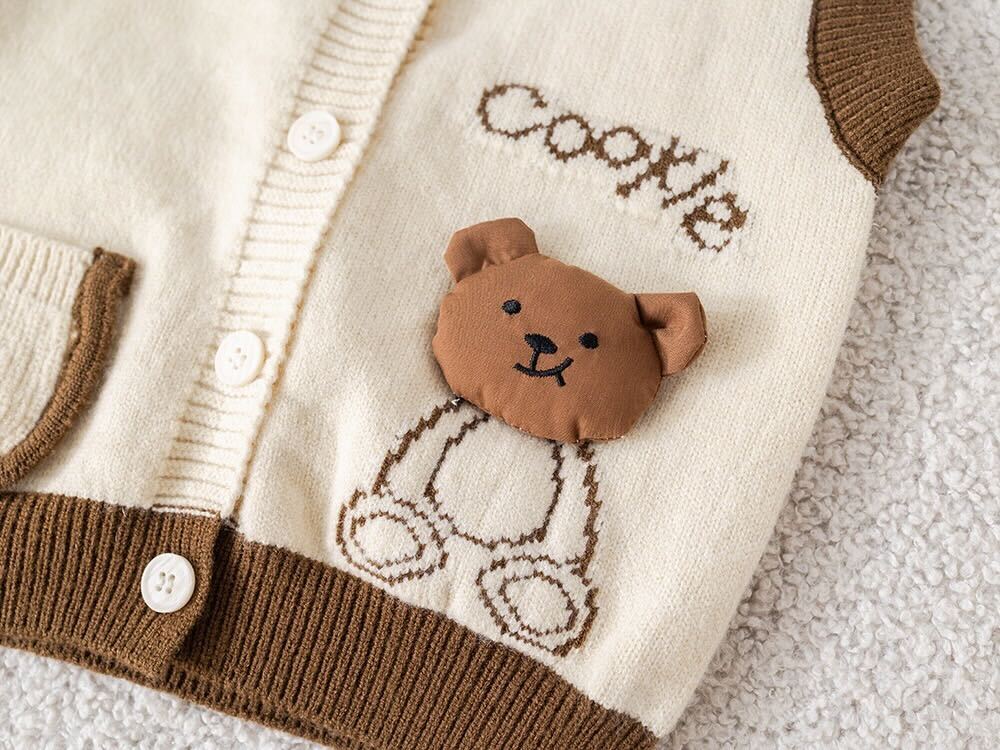 Checks shirt and cargo pants with cardigan set