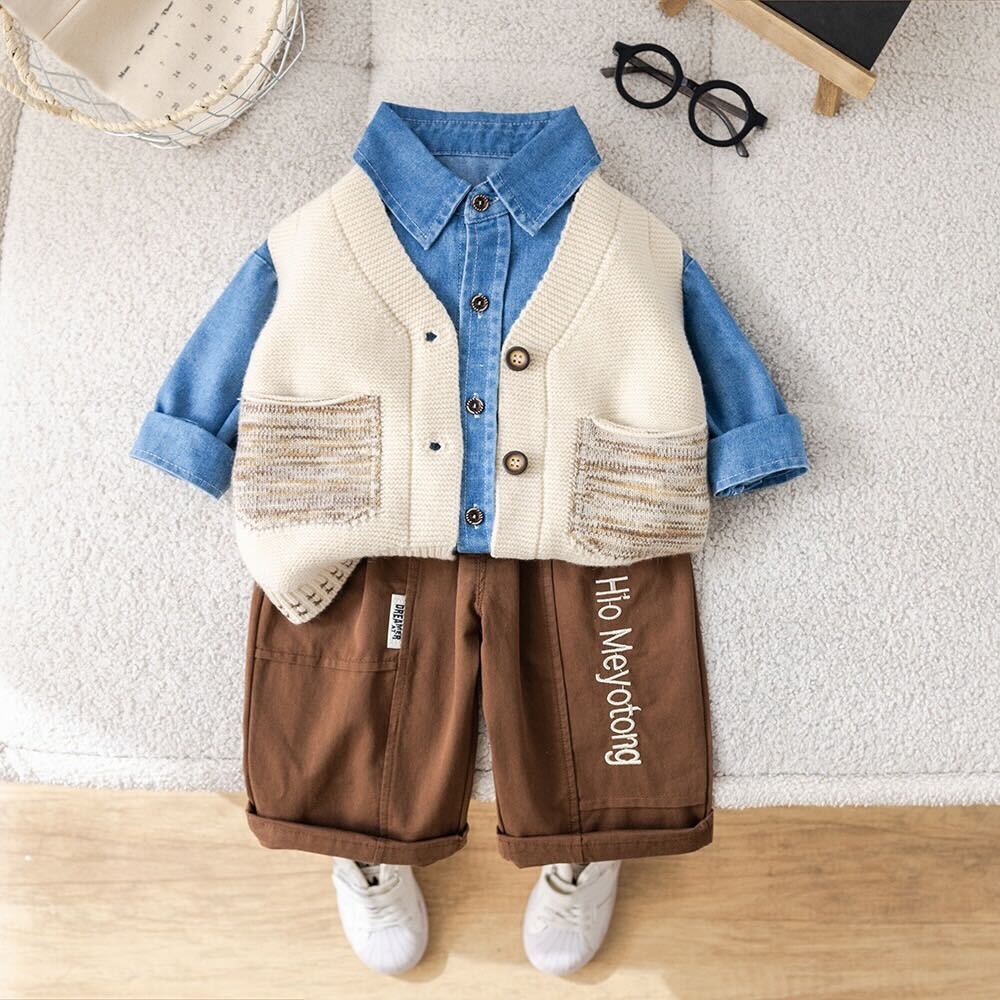 Denim shirt and pants with cardigan