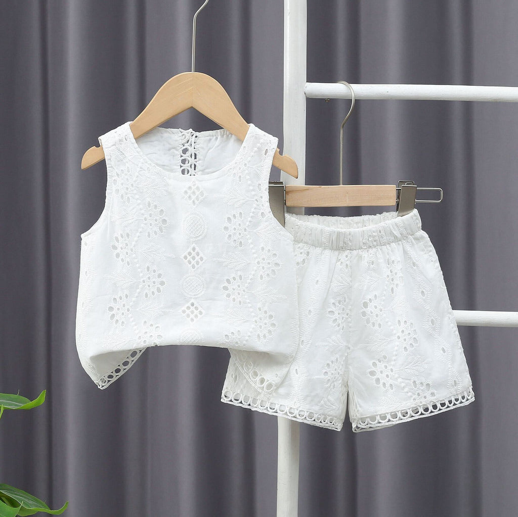 Eyelet summer set