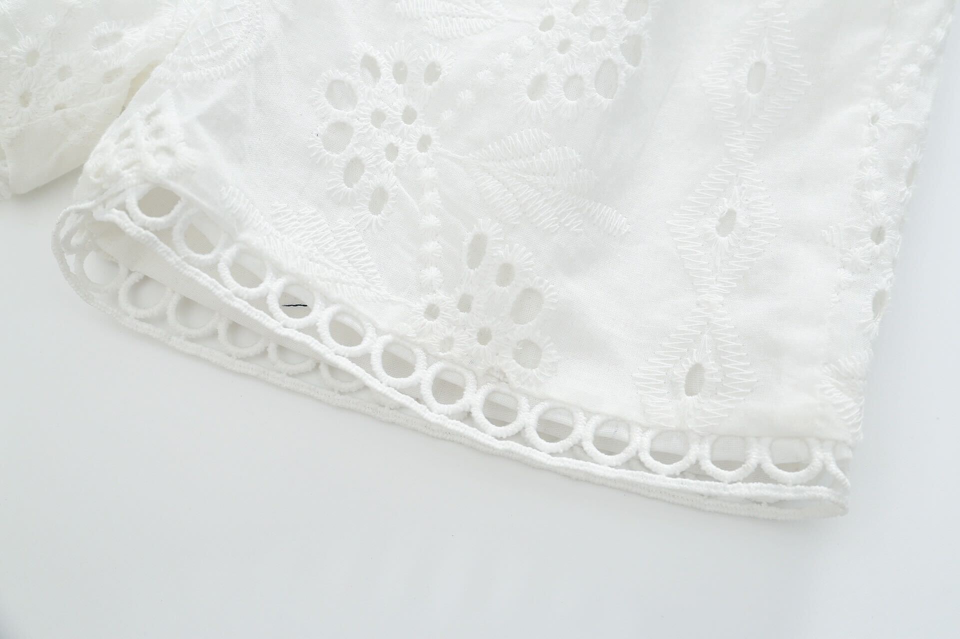 Eyelet summer set
