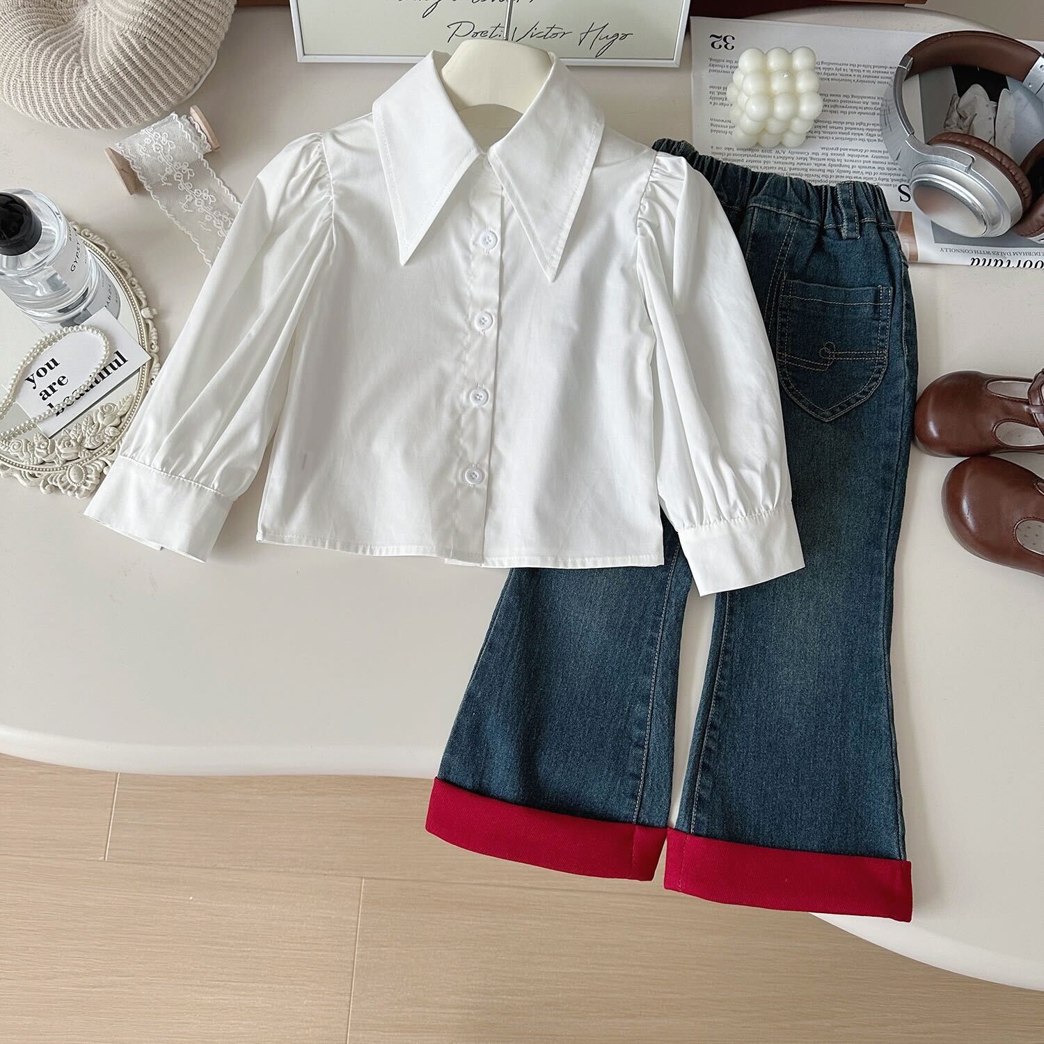 Sleeveless sweater shirt and denim premium set