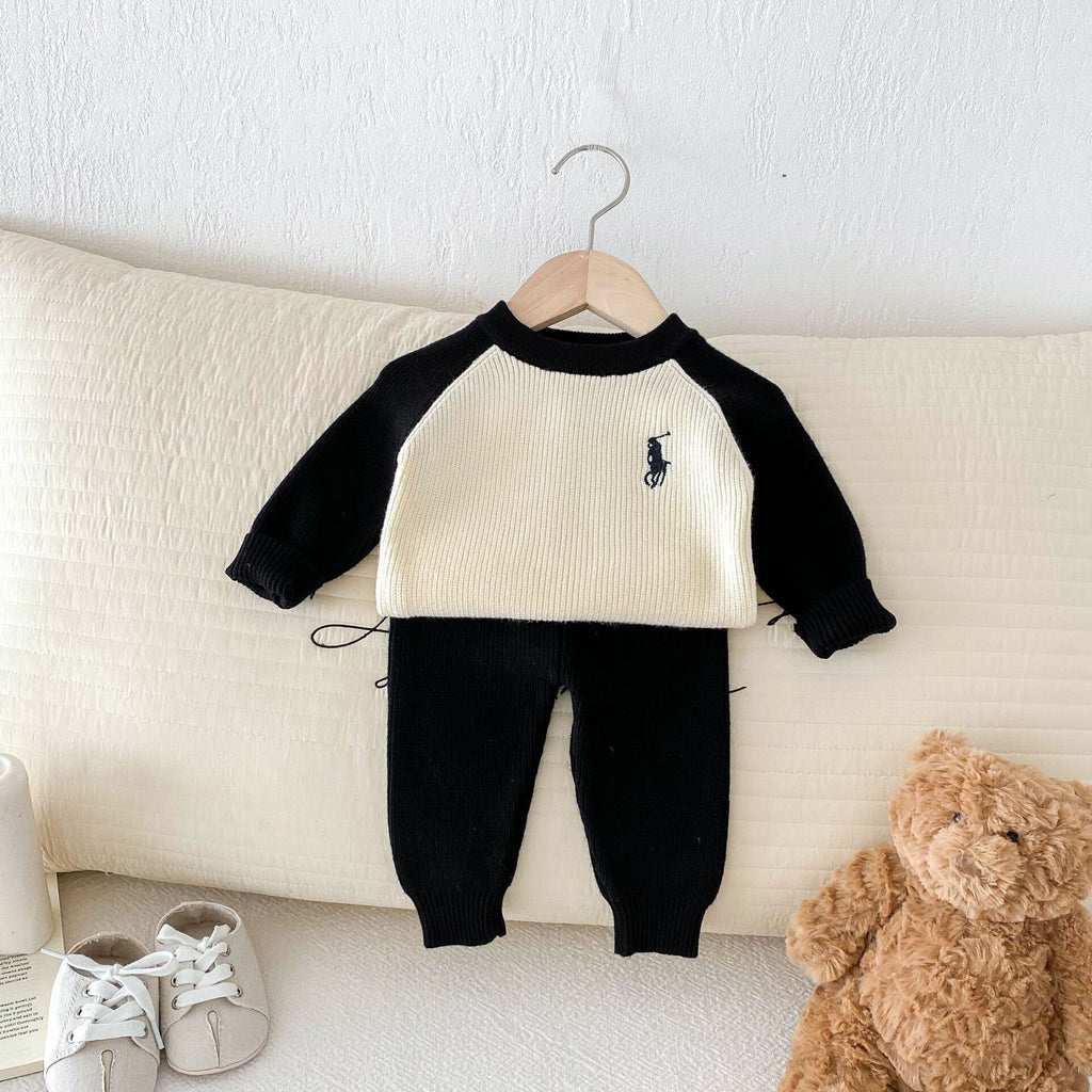 Knitted contrast sweatshirt and pants set