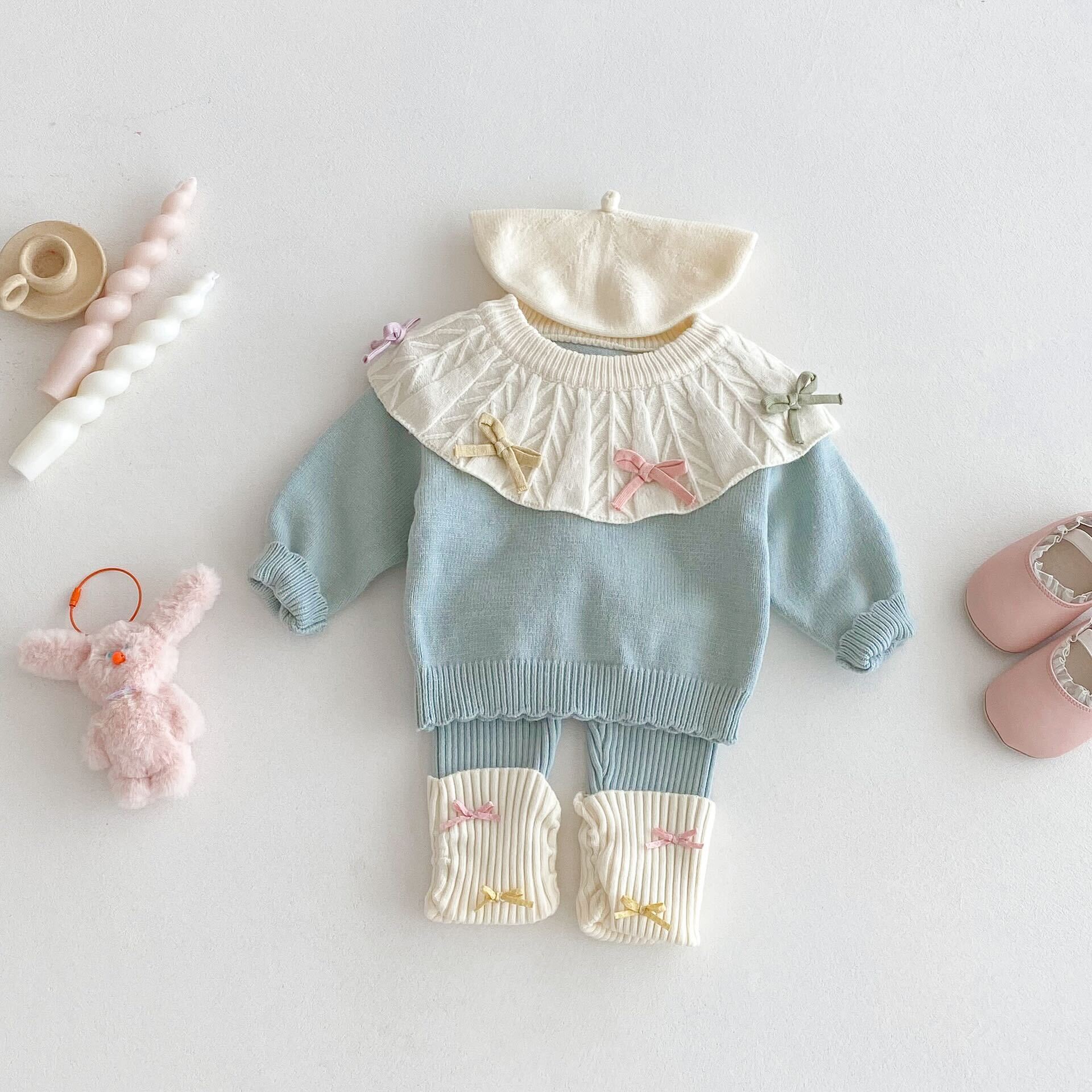 Knitted bow made set