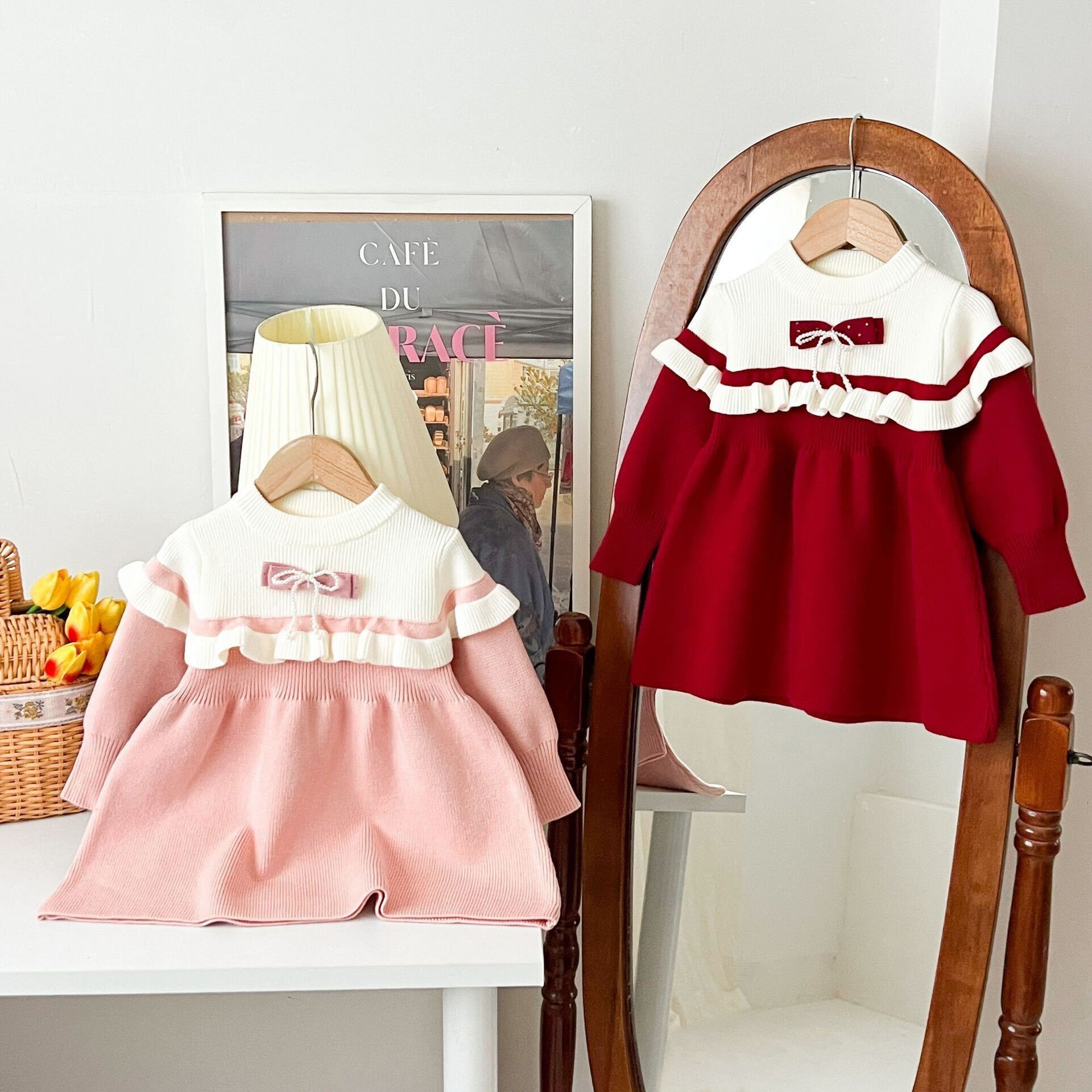 Pearl bow knitted dress