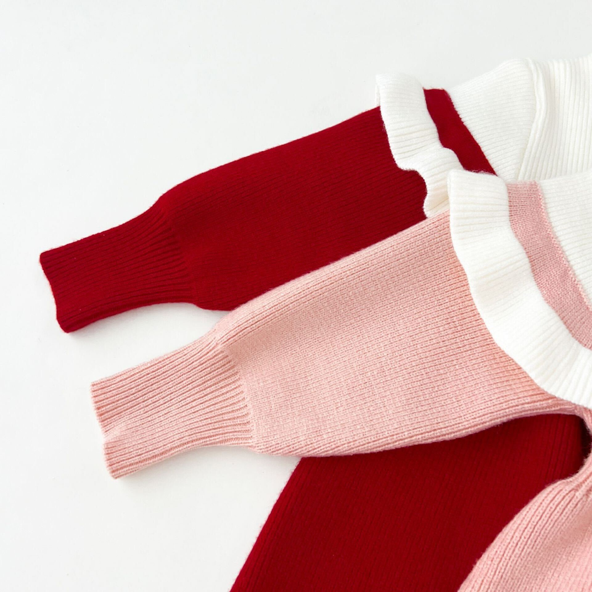 Pearl bow knitted dress