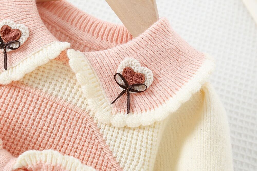 Bow made knitted winter dress