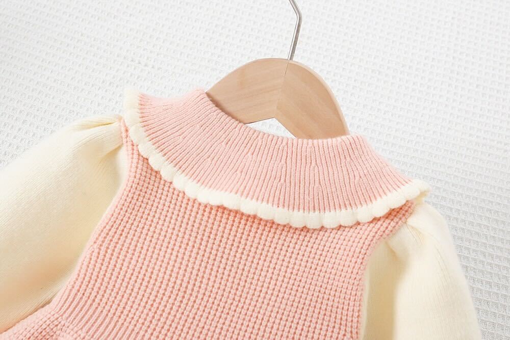 Bow made knitted winter dress