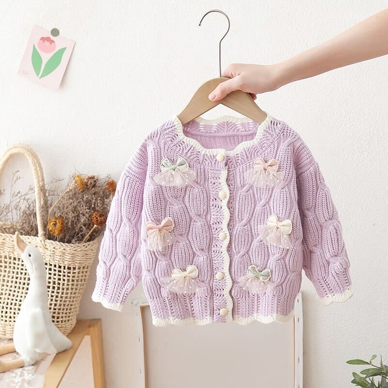 Bow made cardigan