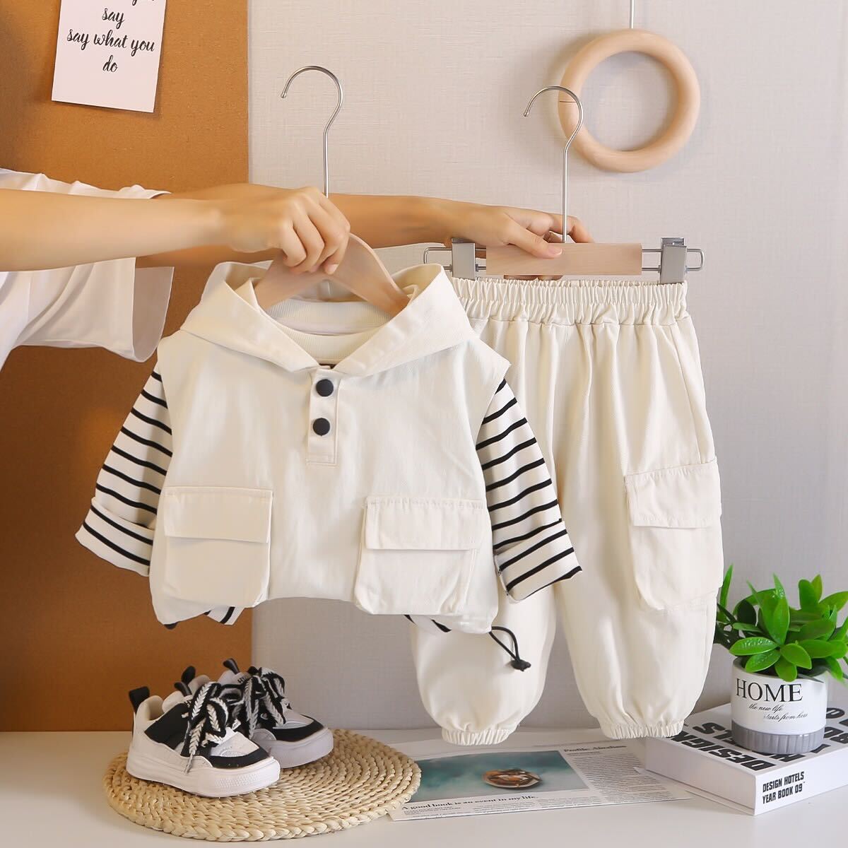 Hooded three piece set