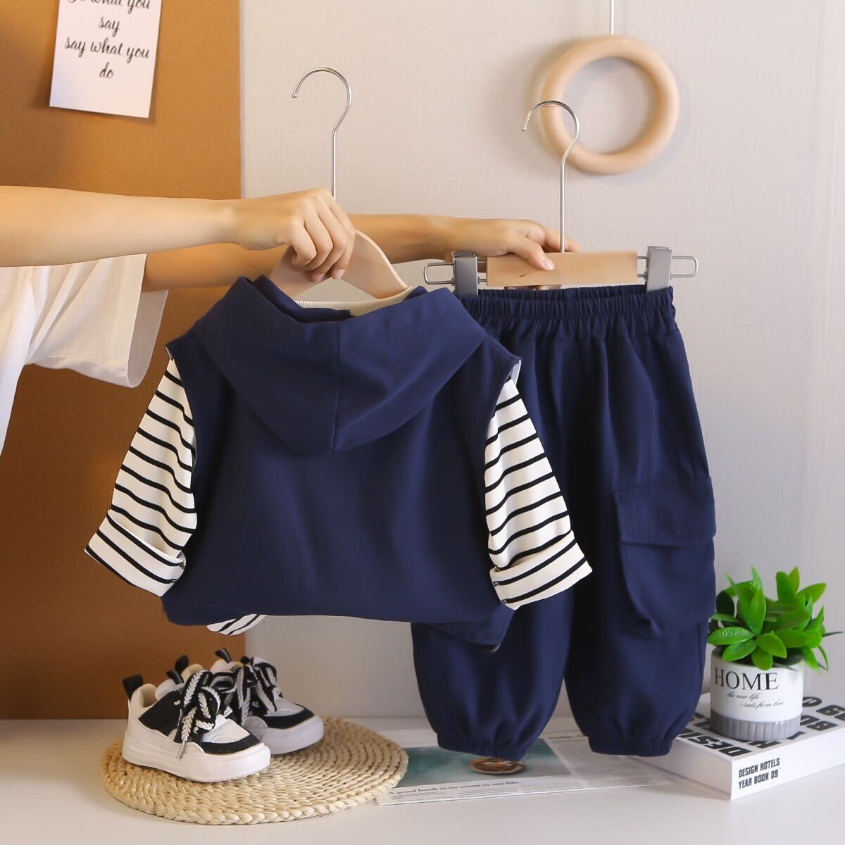 Hooded three piece set