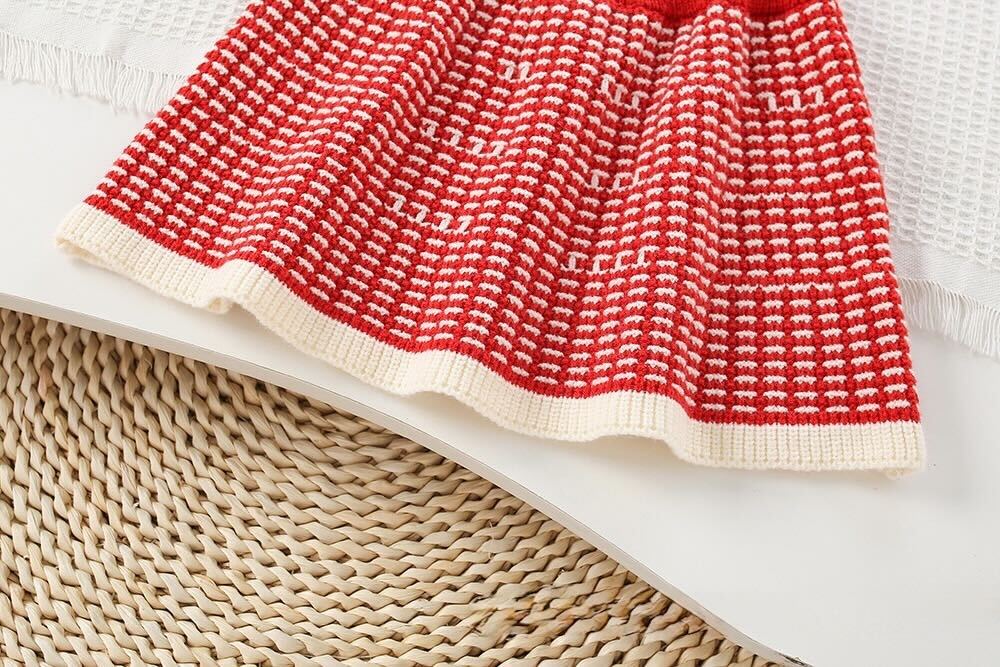 Checkered knitted winter set