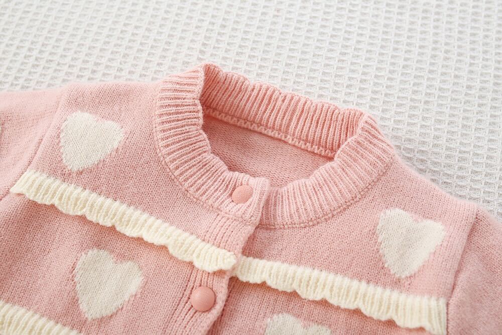 Heart made knitted winter set