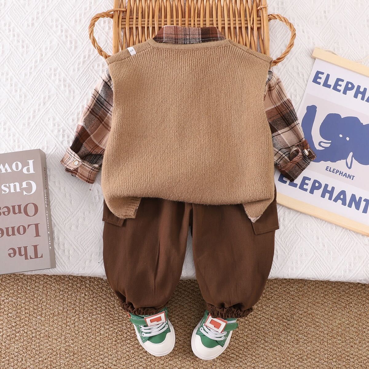 Side button sweater set